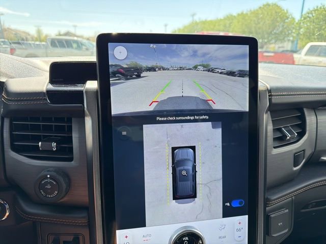 Used 2023 Ford Expedition Max Platinum AWD/4WD image 31