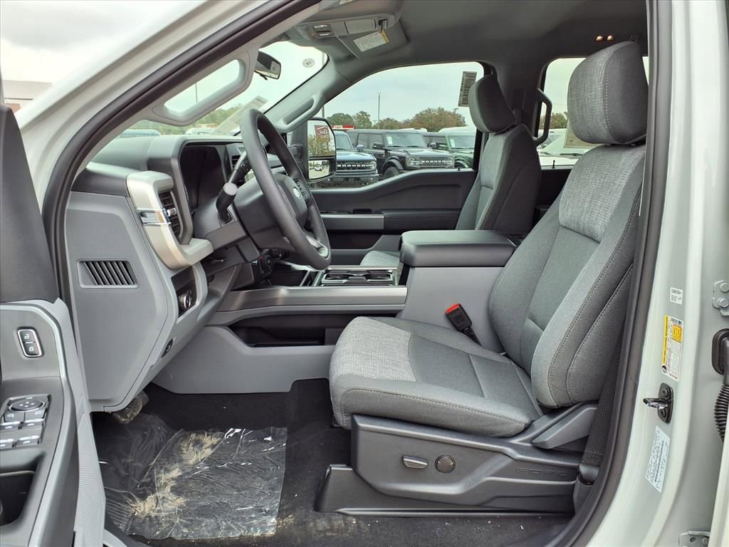 New 2026 Ford F250 XLT w/ FX4 Off-Road Package image 26