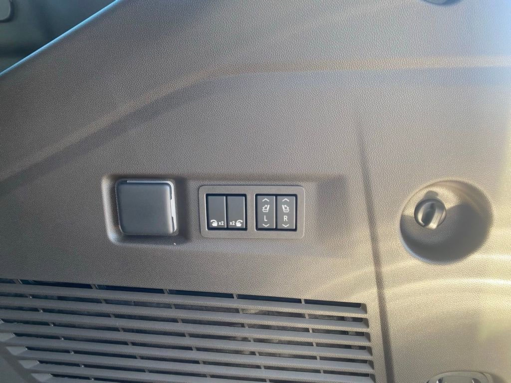 New 2026 Chevrolet Tahoe Z71 w/ Comfort Package image 33