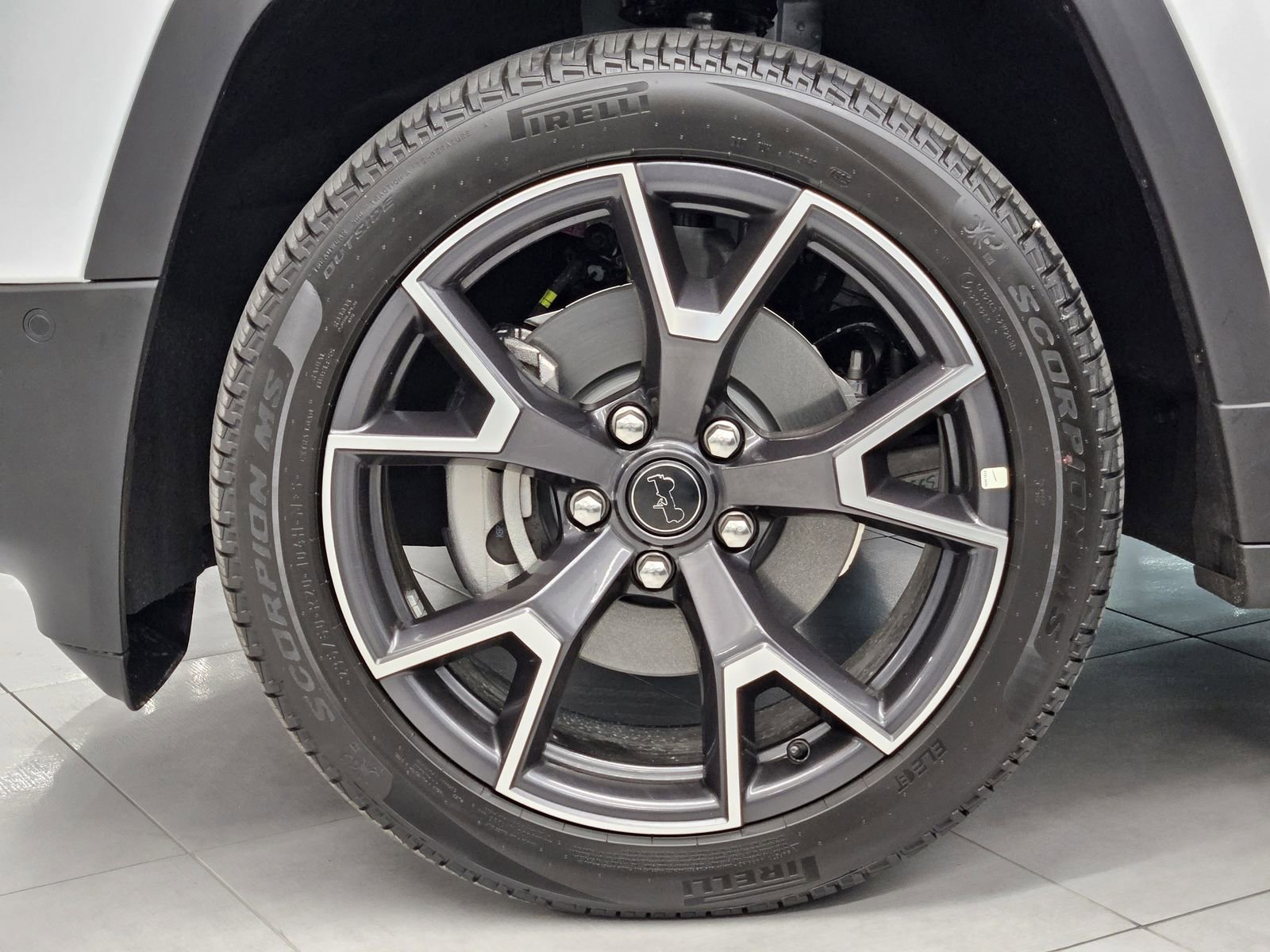 New 2026 Jeep Cherokee Overland image 9