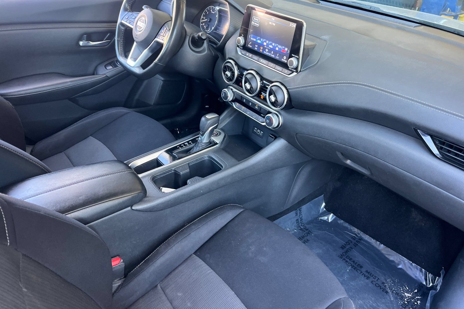 Used 2022 Nissan Sentra SV FWD image 16