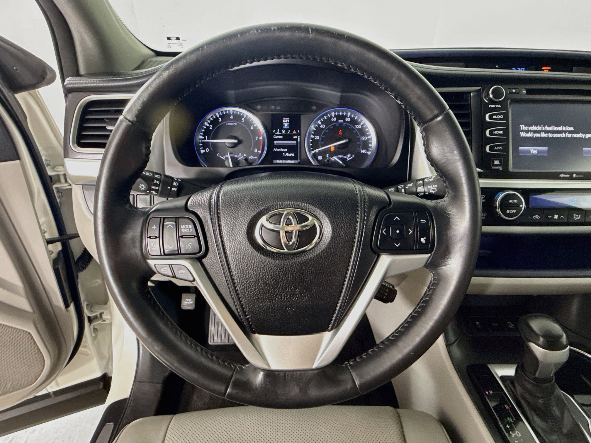 Used 2014 Toyota Highlander Limited AWD/4WD image 13