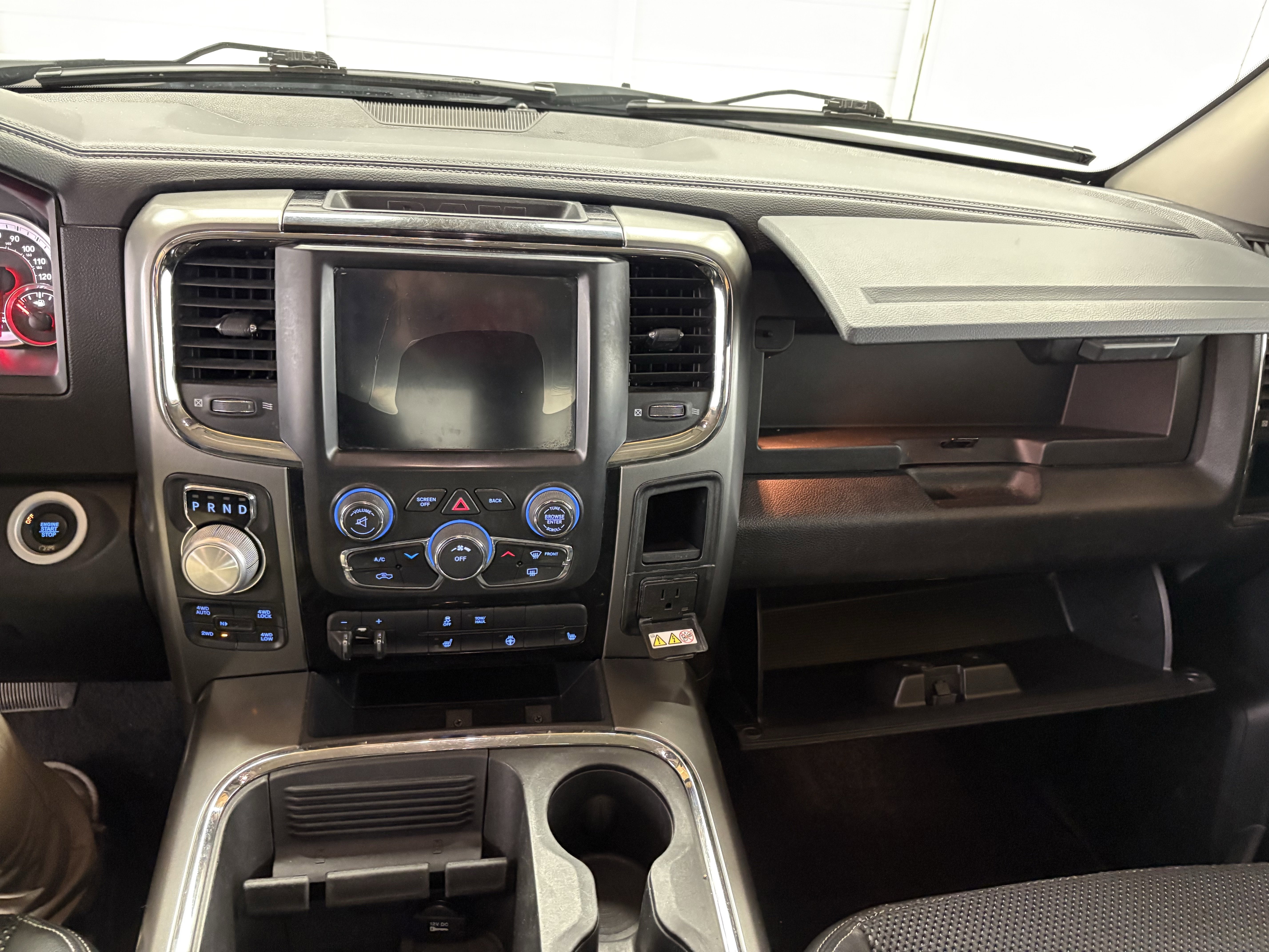 Used 2018 RAM 1500 Sport w/ Comfort Group image 4