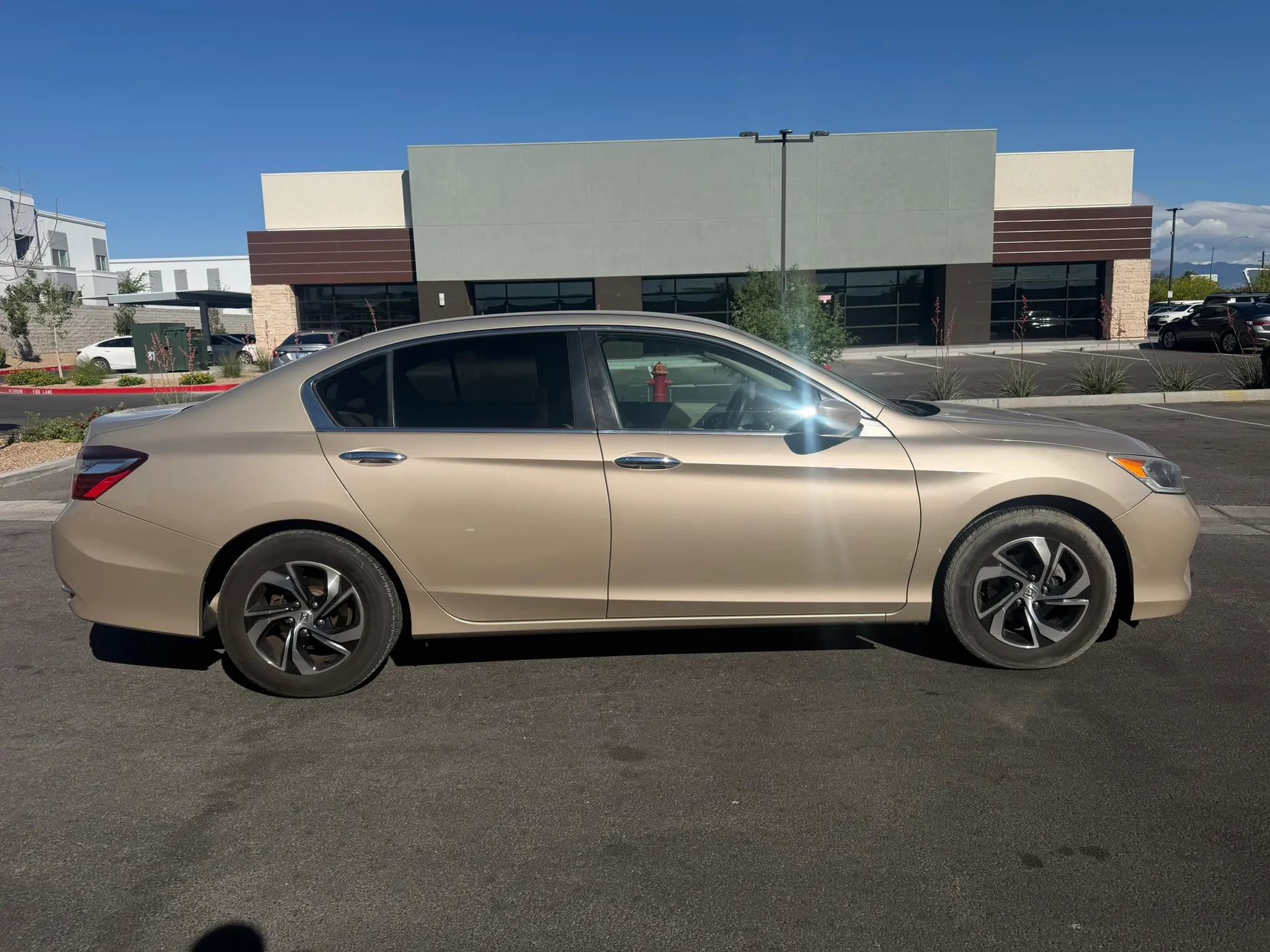 Used 2016 Honda Accord LX image 6