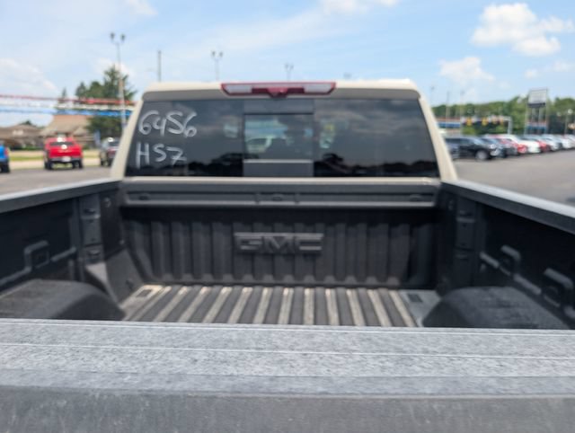 New 2026 GMC Sierra 1500 AT4 w/ AT4 Premium Package AWD/4WD image 9