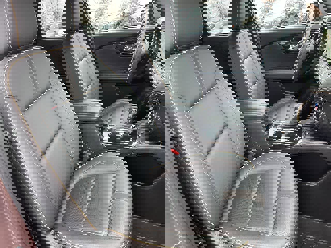 Used 2023 Chevrolet Blazer Premier image 14