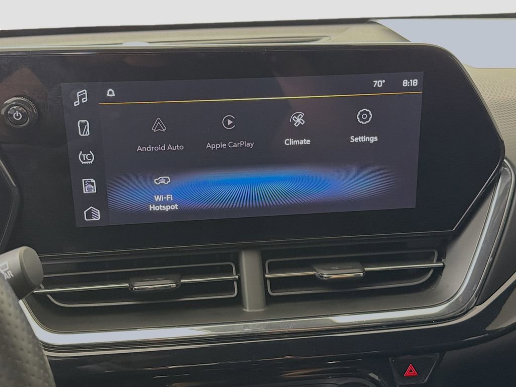 Used 2025 Chevrolet Trax RS w/ Driver Confidence Package image 16