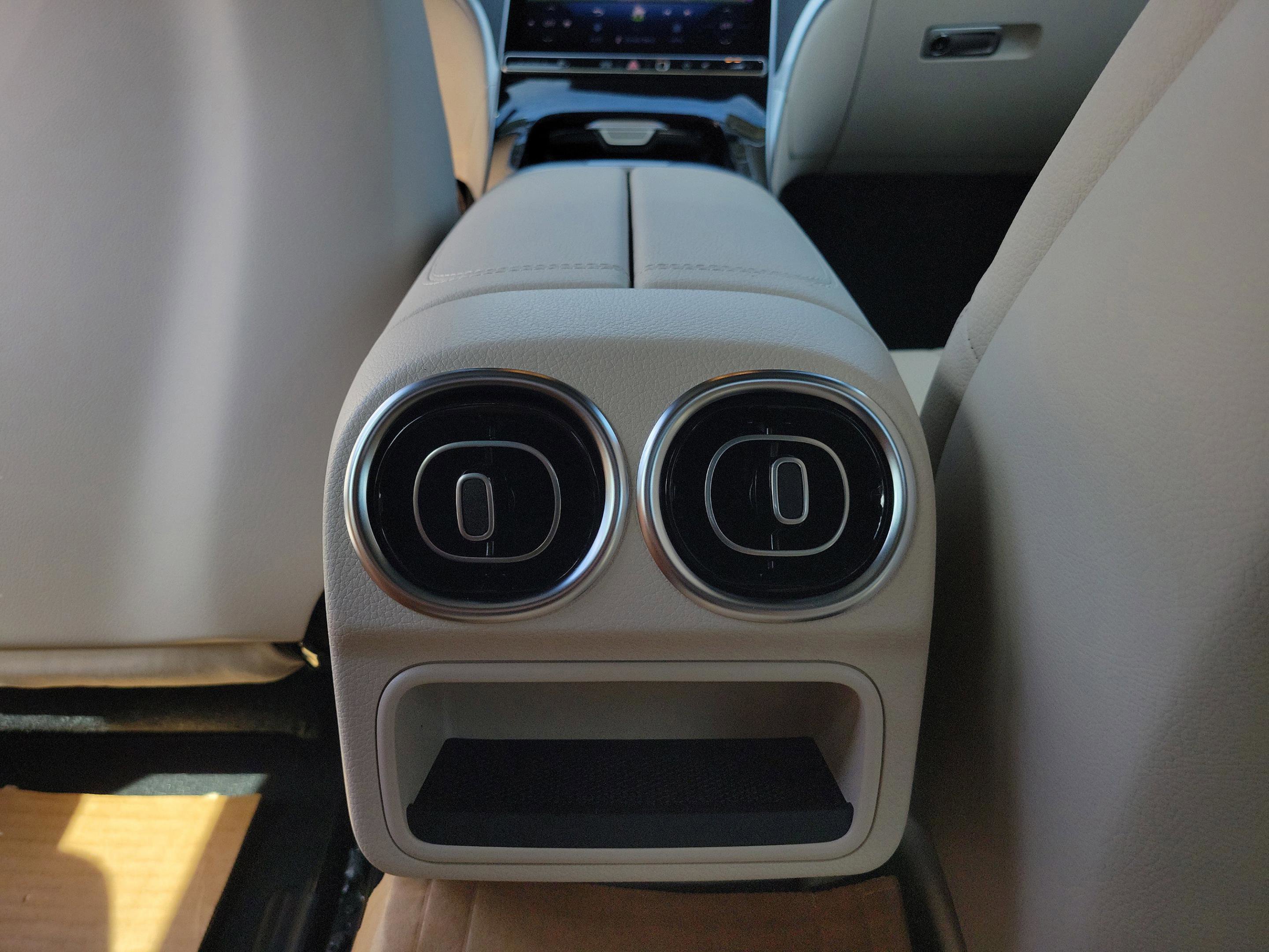 New 2026 Mercedes-Benz CLE 450 4MATIC Coupe image 16