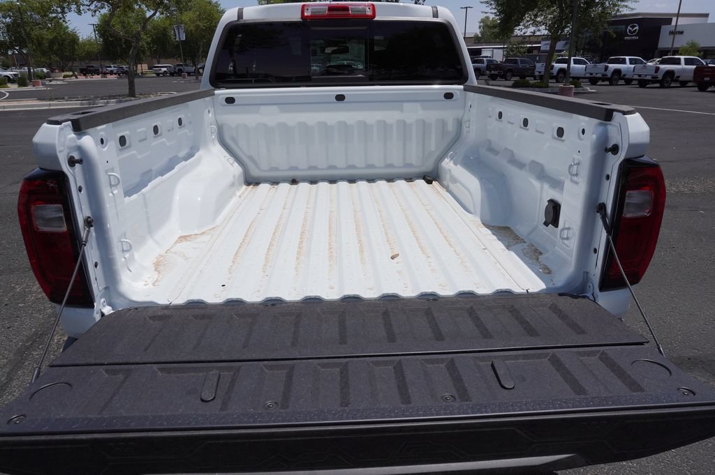 New 2026 GMC Canyon Elevation w/ Convenience Package RWD image 8