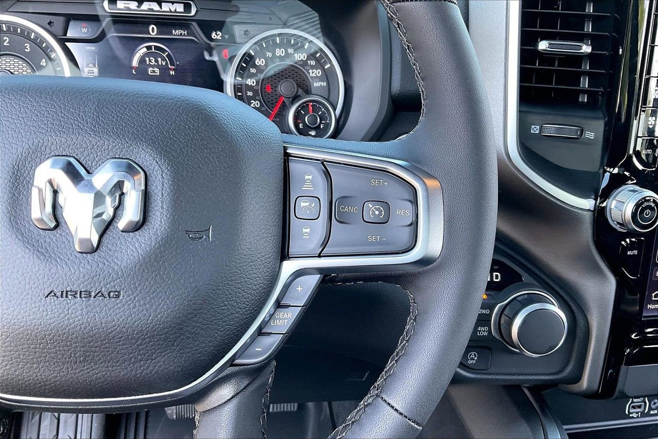 New 2026 RAM 1500 Big Horn AWD/4WD image 29