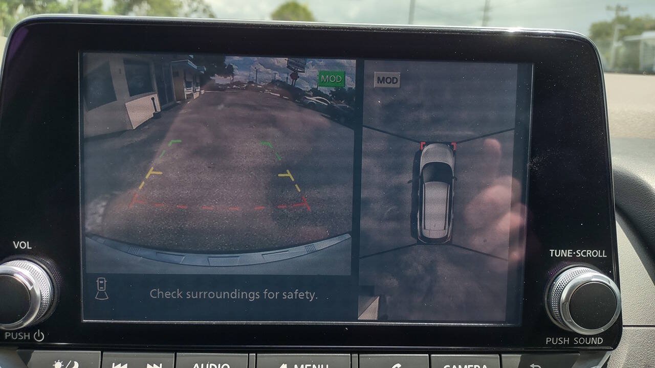 Used 2021 Nissan Rogue SV FWD image 21