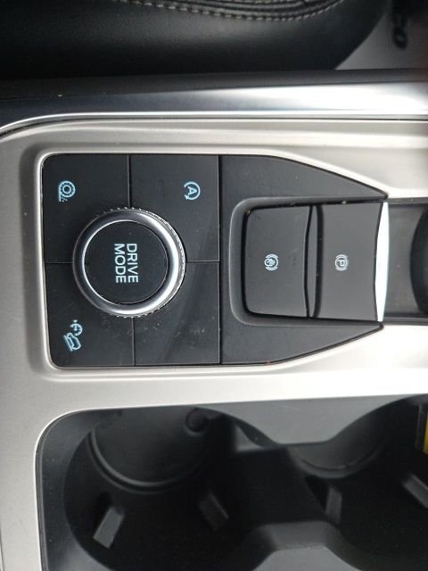 Used 2023 Ford Explorer XLT w/ Equipment Group 202A image 24