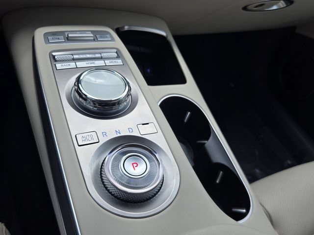 Used 2024 Genesis GV70 2.5T w/ Advanced Package AWD/4WD image 21