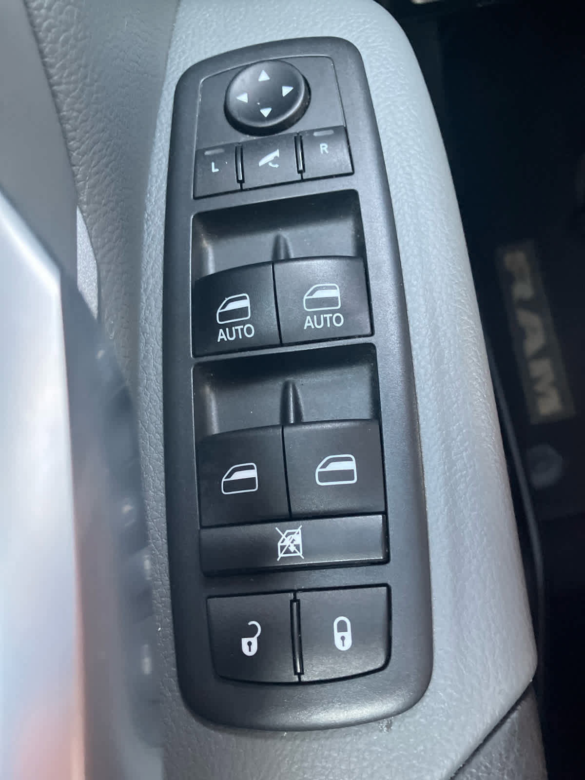 Used 2019 RAM 1500 Big Horn AWD/4WD image 12