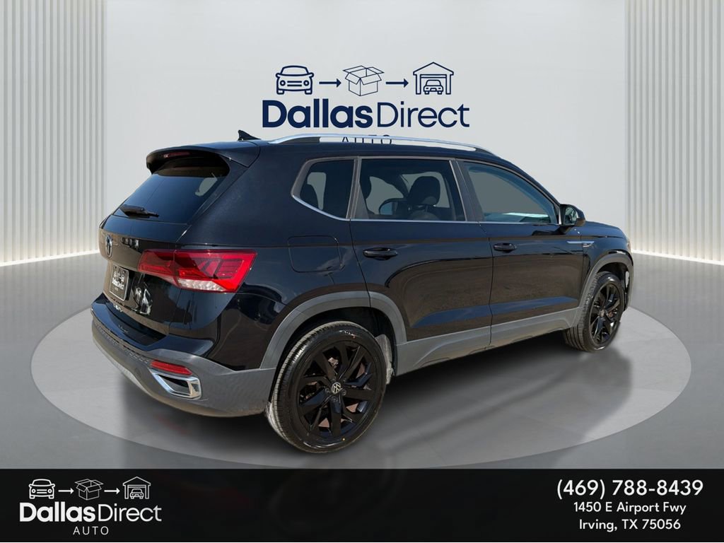 Used 2022 Volkswagen Taos SE w/ Panoramic Sunroof Package FWD image 6
