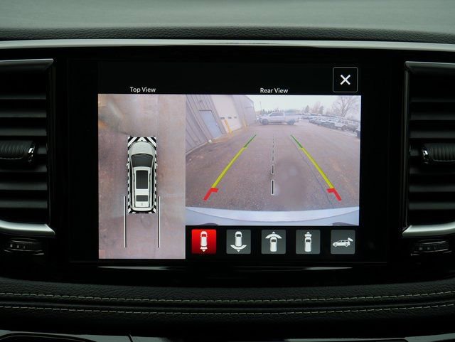 New 2026 Chrysler Pacifica Limited w/ Uconnect Theater Family Group AWD/4WD image 7