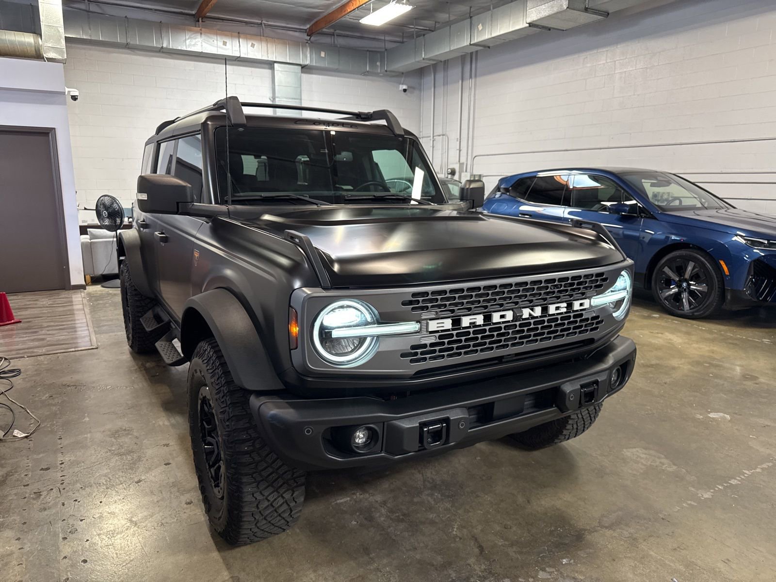 Used 2023 Ford Bronco Badlands image 3