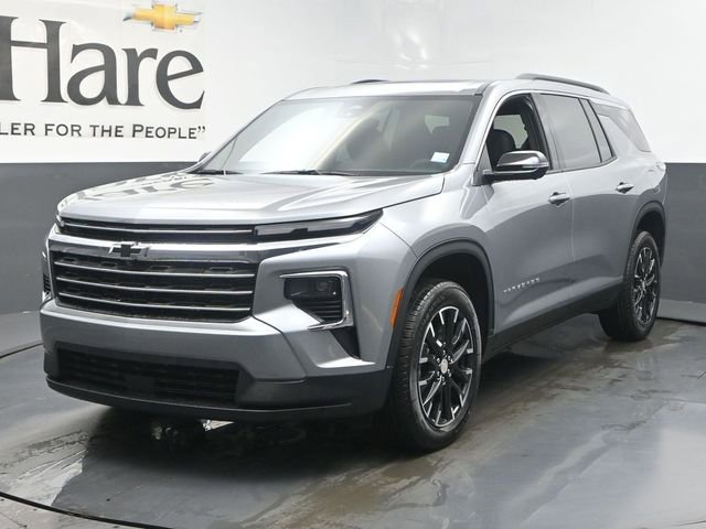 New 2026 Chevrolet Traverse LT w/ Sun and Wheel Package FWD image 13