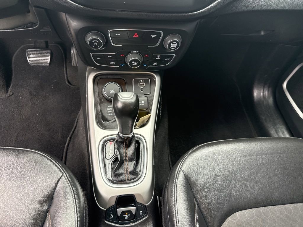 Used 2020 Jeep Compass Latitude image 13