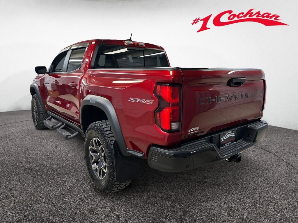 Used 2023 Chevrolet Colorado ZR2 w/ ZR2 Convenience Package III AWD/4WD image 23