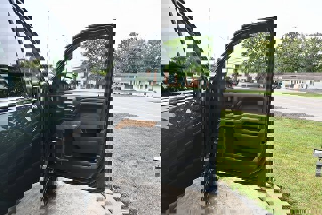 Used 2018 Chevrolet Silverado 1500 LTZ w/ Sport Package image 18