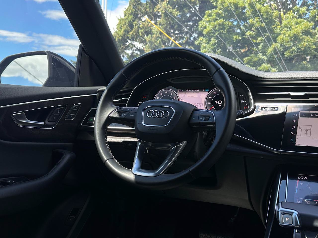 Used 2021 Audi Q8 Premium Plus AWD/4WD image 25
