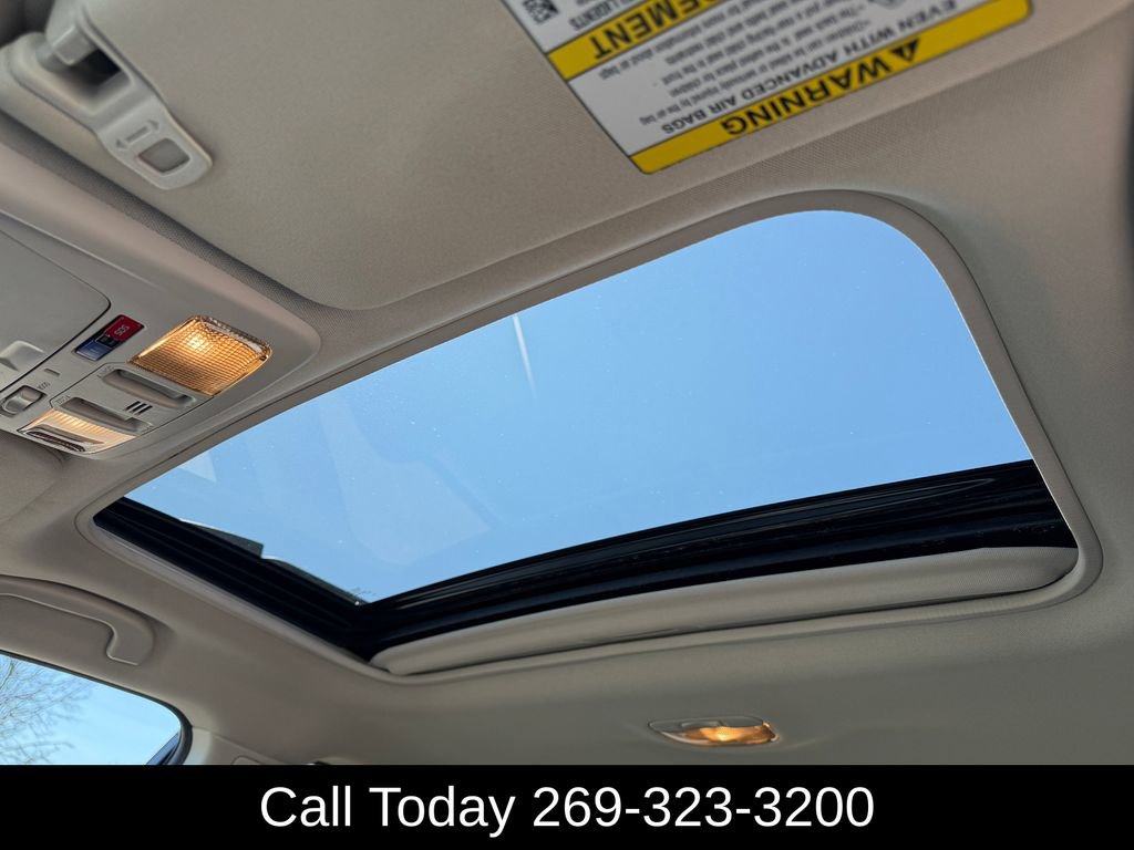 Used 2017 Subaru Outback 2.5i Limited image 8