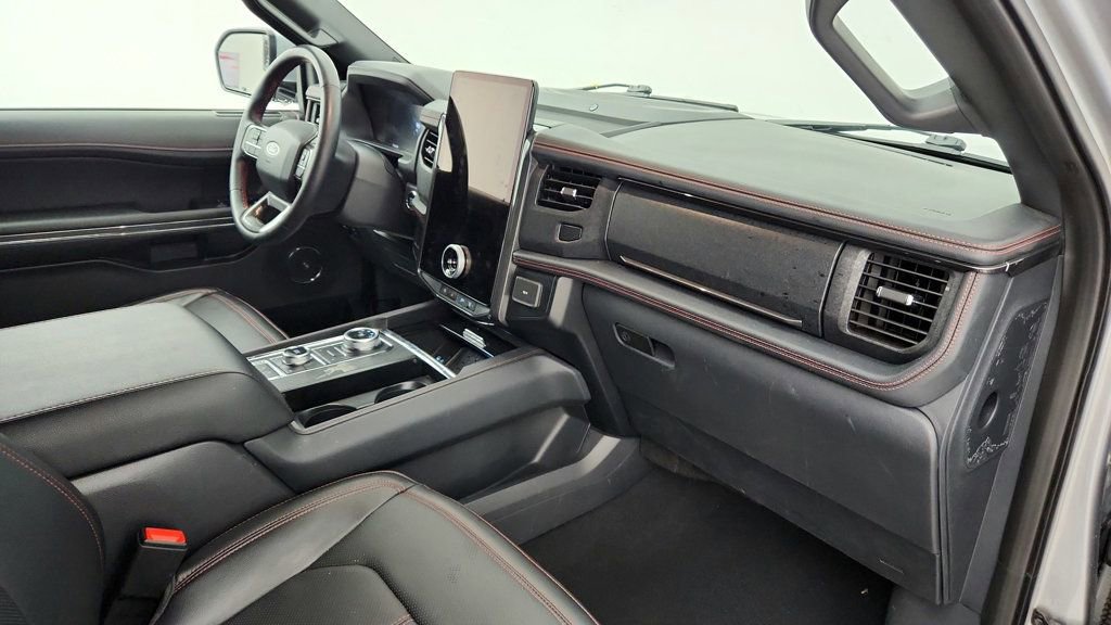 Used 2024 Ford Expedition Limited image 26