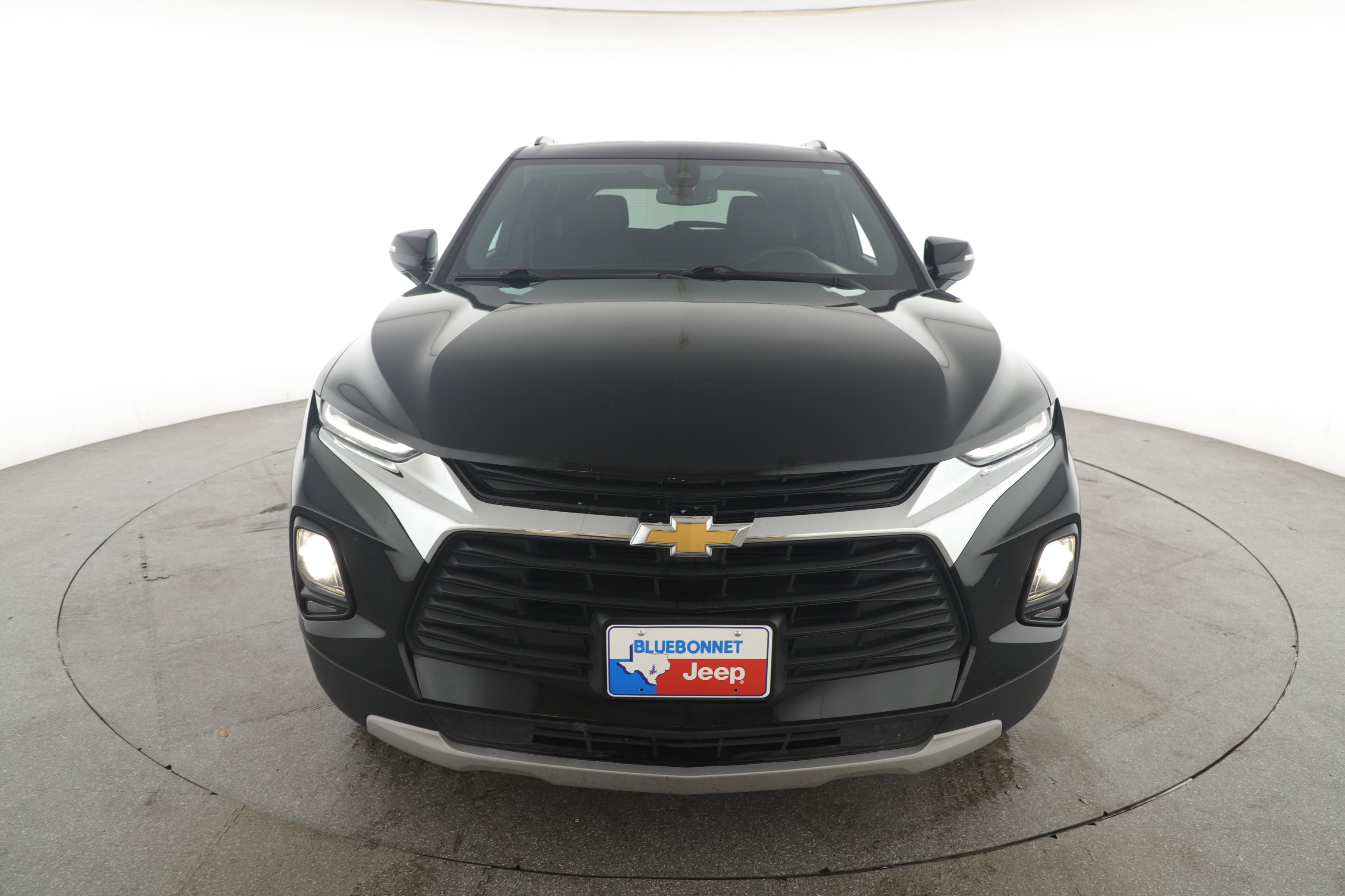 Used 2022 Chevrolet Blazer LT image 2