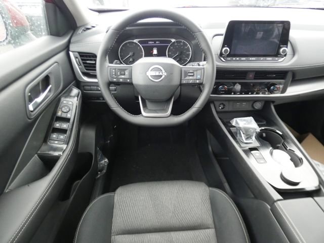 New 2026 Nissan Rogue SV w/ Cold Weather Package AWD/4WD image 11