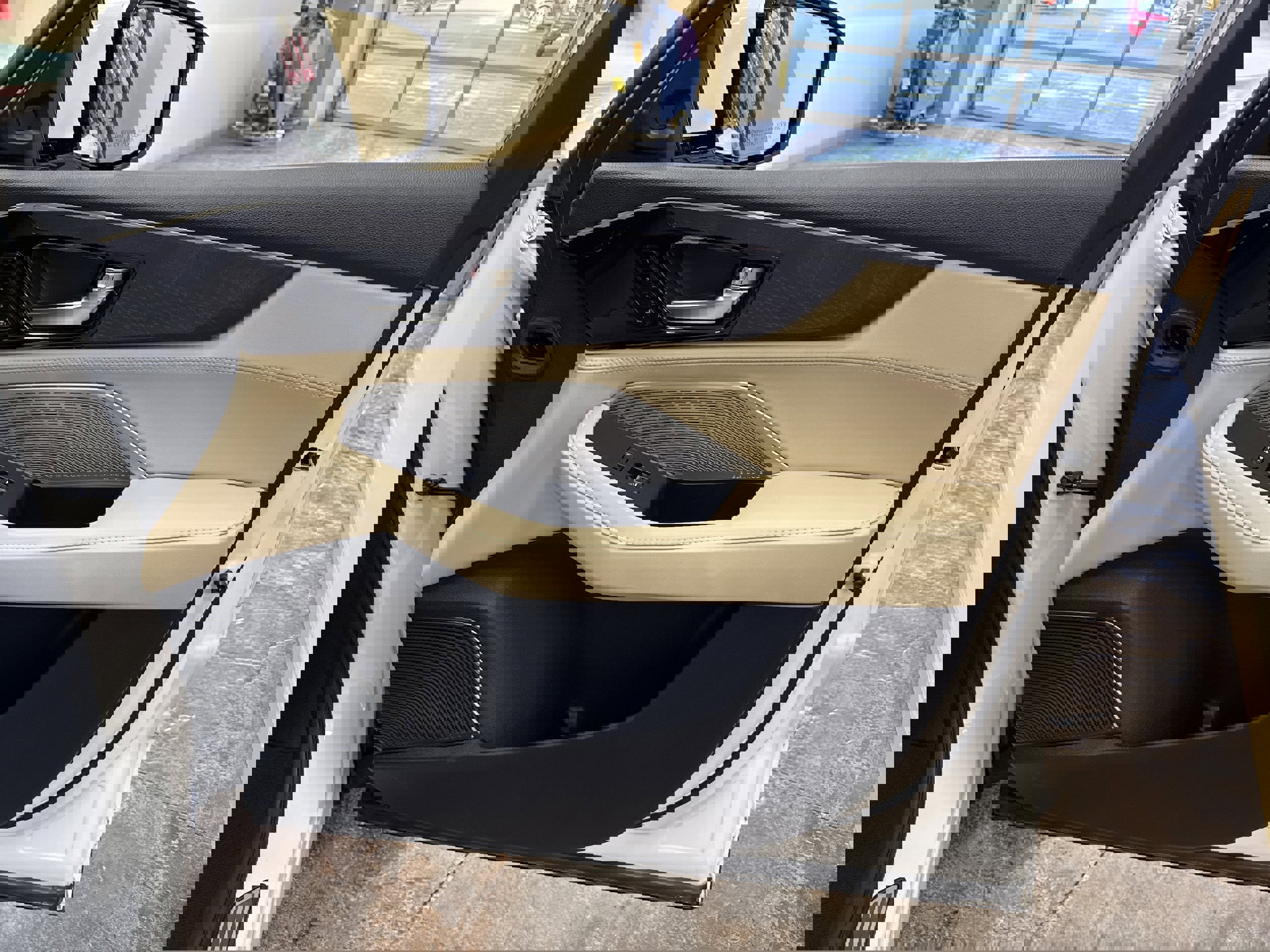 Used 2023 Acura MDX SH-AWD w/ Advance Package image 25