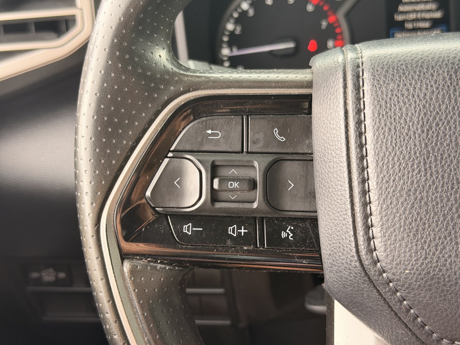 Used 2022 Toyota Tundra SR5 AWD/4WD image 19