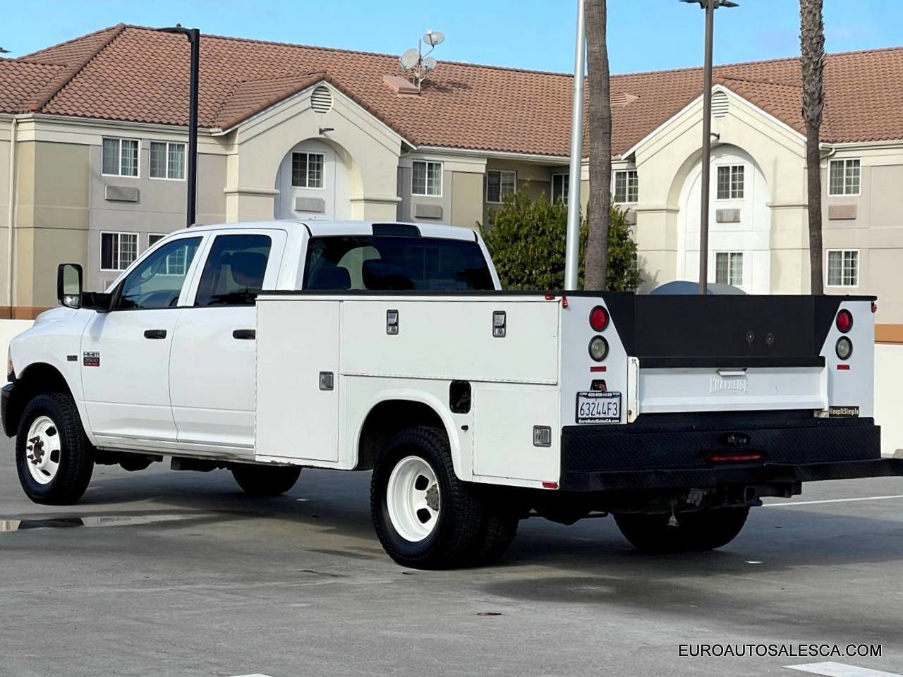 Used 2011 RAM 3500 ST image 4
