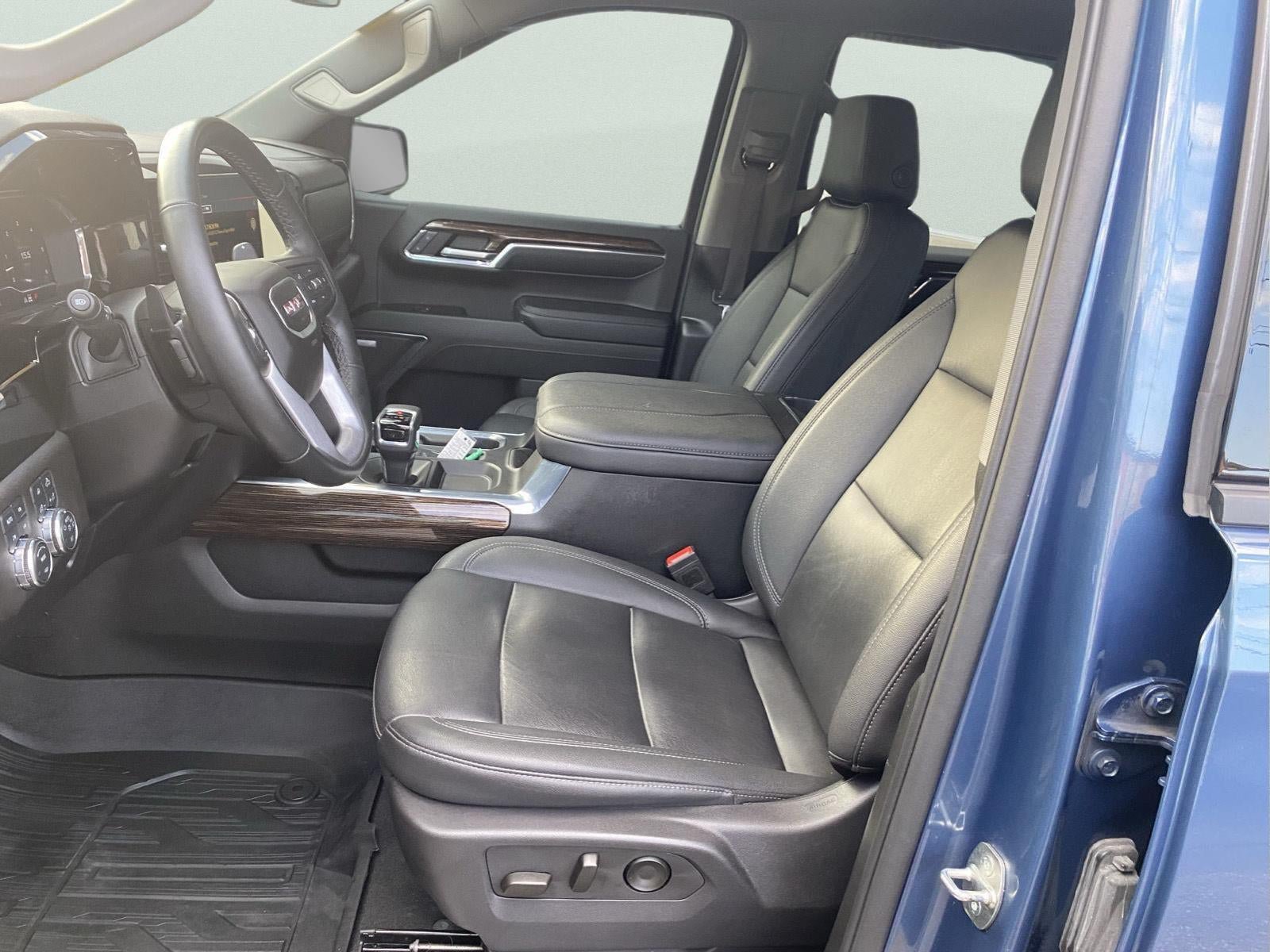 Used 2024 GMC Sierra 1500 Elevation w/ Elevation Premium Package AWD/4WD image 22