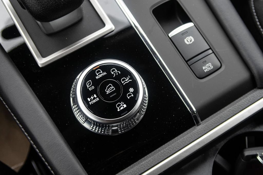 New 2025 Mitsubishi Outlander ES AWD/4WD image 36