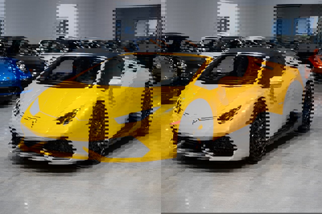 Used 2016 Lamborghini Huracan LP 610-4 image 11