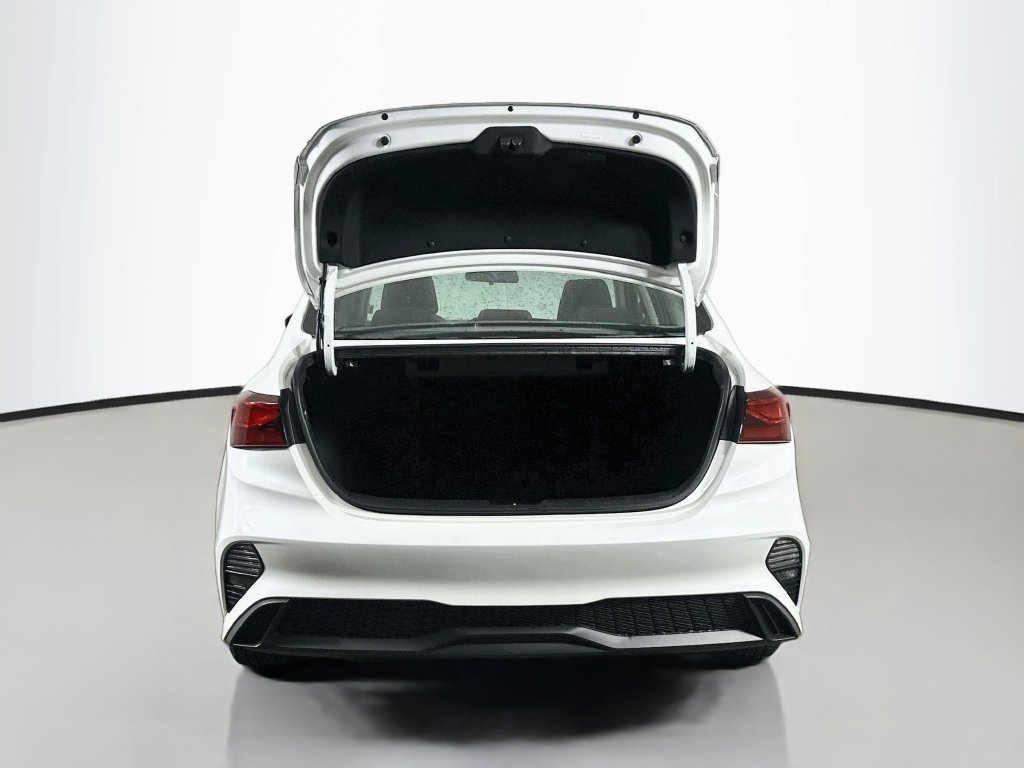 Used 2023 Kia Forte LXS w/ LXS Technology Package FWD image 35