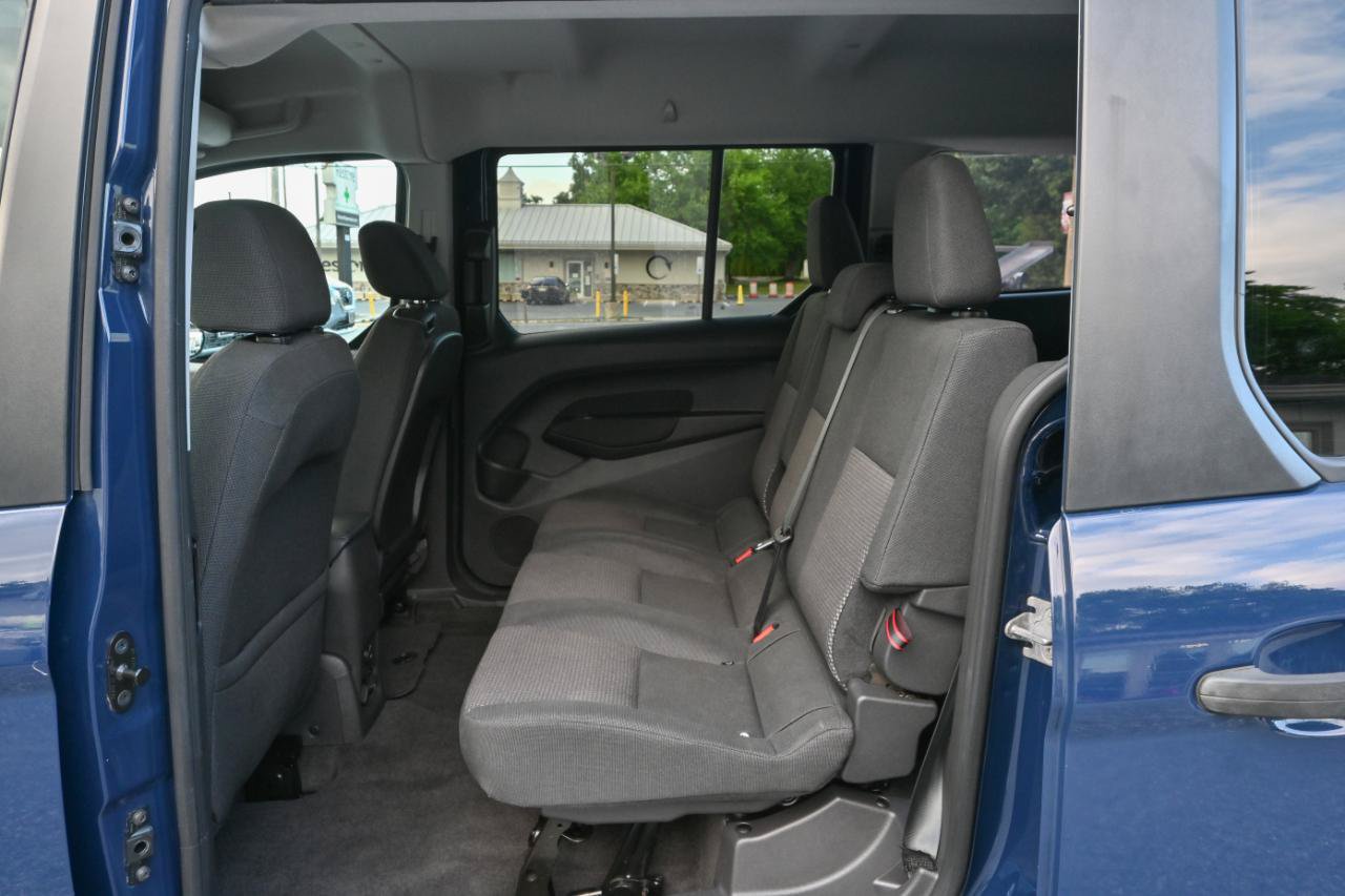 Used 2018 Ford Transit Connect XL FWD image 17