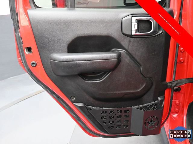 Used 2022 Jeep Wrangler Unlimited Rubicon w/ Xtreme Recon 35" Tire Package image 12