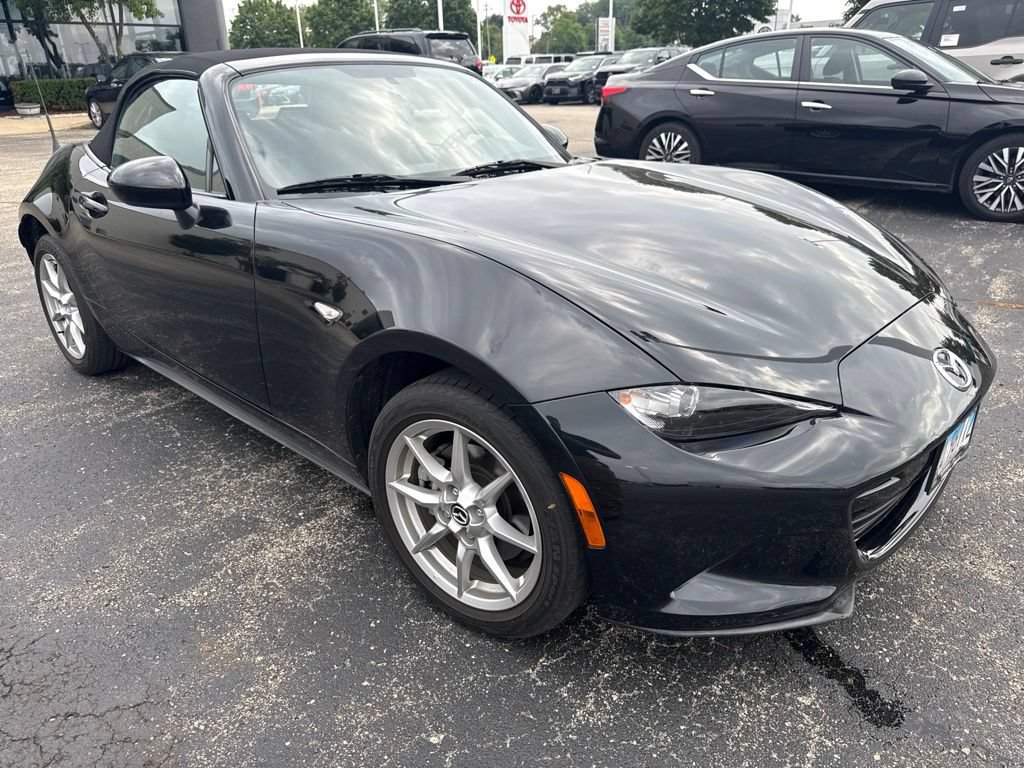 Used 2016 MAZDA MX-5 Miata Sport RWD image 1
