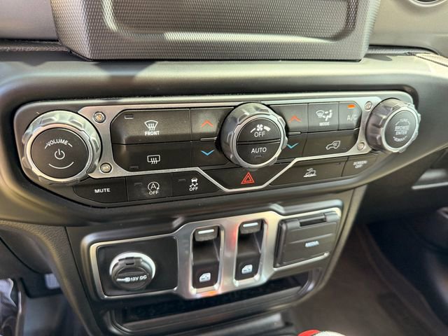 Used 2022 Jeep Wrangler Sport S image 19