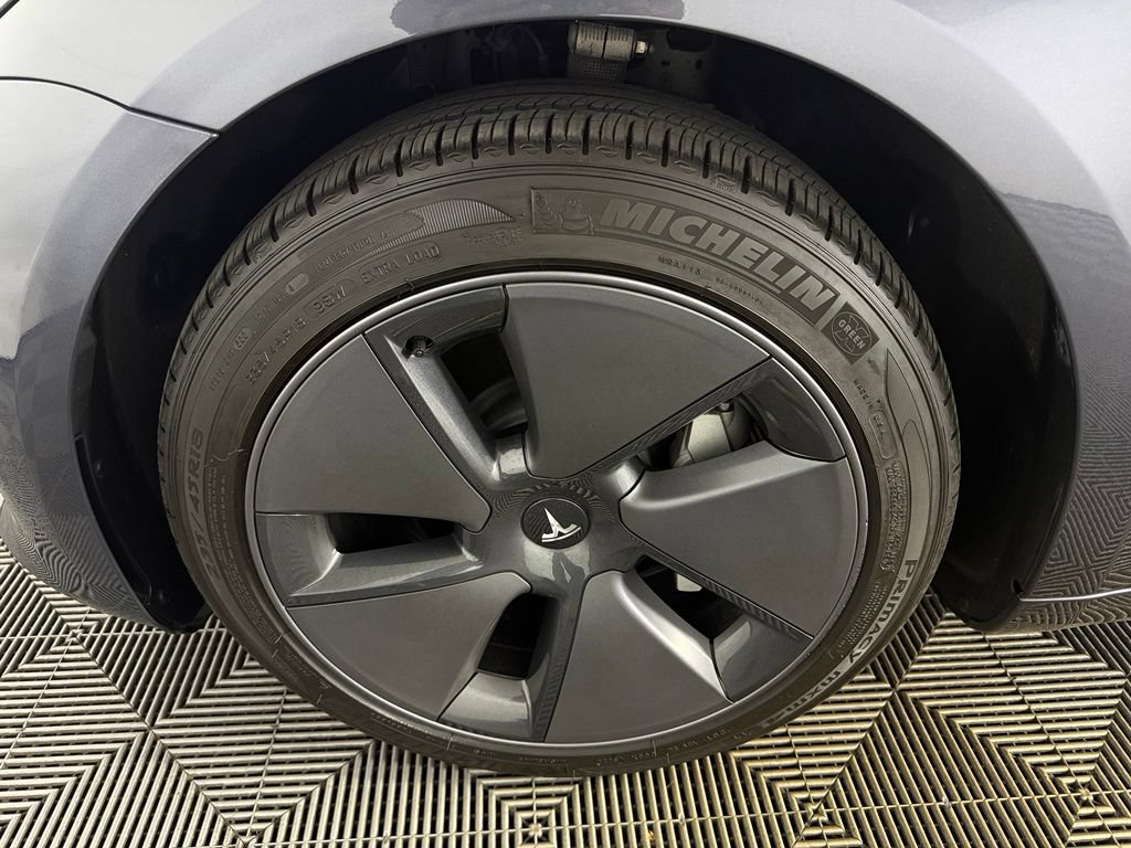 Used 2023 Tesla Model 3 Standard Range RWD image 11