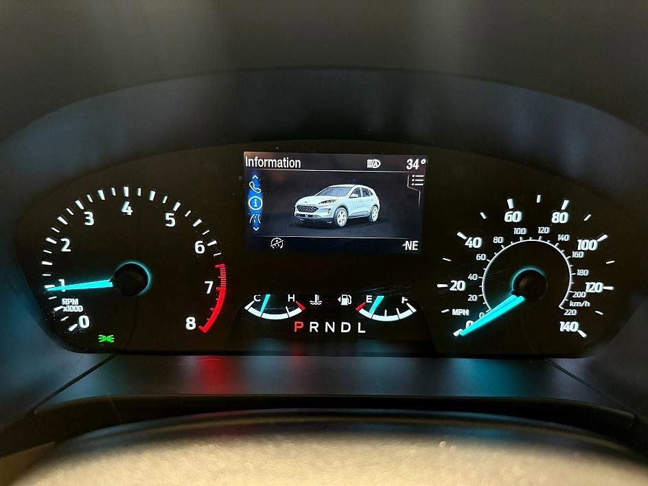 Used 2022 Ford Escape SEL image 8