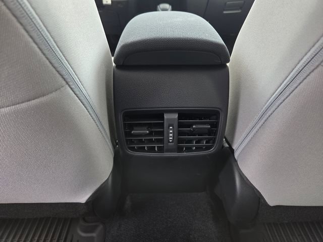Used 2026 Toyota Corolla Cross L AWD/4WD image 22