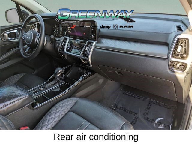 Used 2023 Kia Sorento SX AWD/4WD image 10
