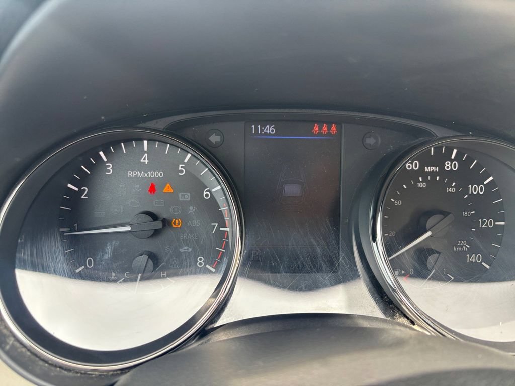 Used 2021 Nissan Rogue Sport SL w/ Premium Package FWD image 19