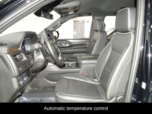 Used 2024 Chevrolet Suburban Premier AWD/4WD image 9