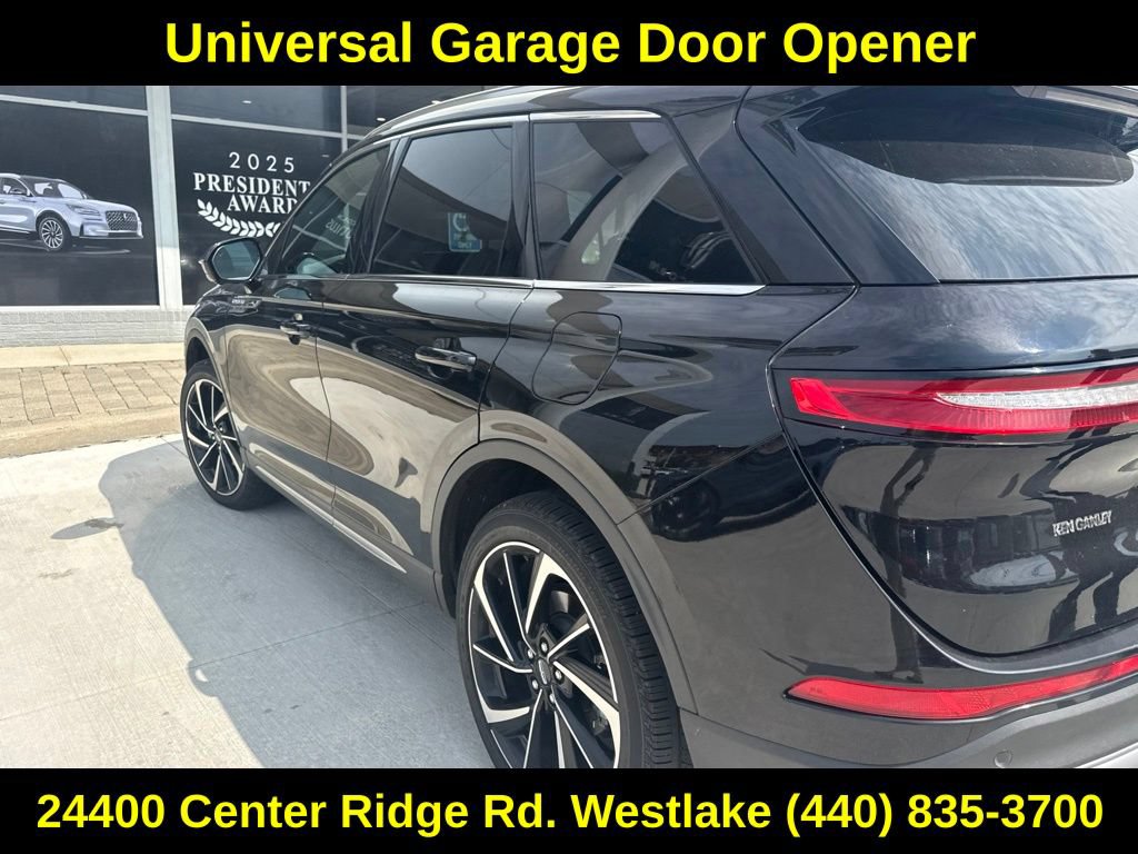 Used 2023 Lincoln Corsair Reserve w/ Equipment Group 201A AWD/4WD image 13