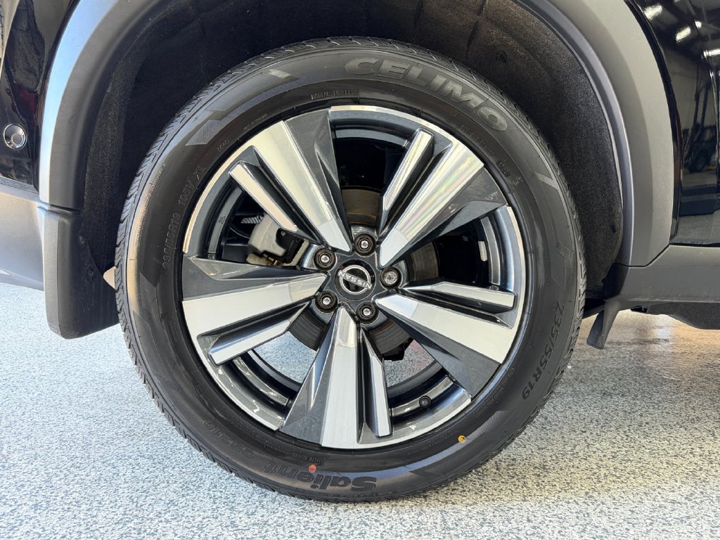 Used 2023 Nissan Rogue Platinum w/ Platinum Premium Package FWD image 45