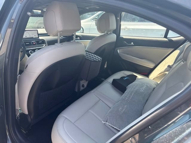 Used 2023 Genesis G70 2.0T AWD/4WD image 12